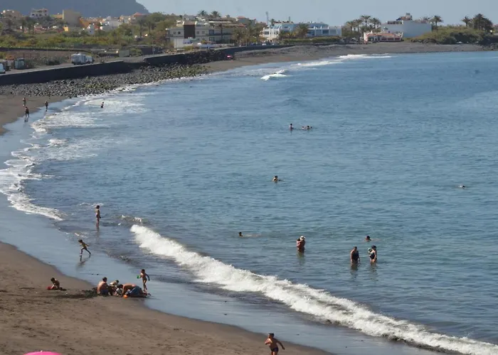 La Playa 2 B Apartment